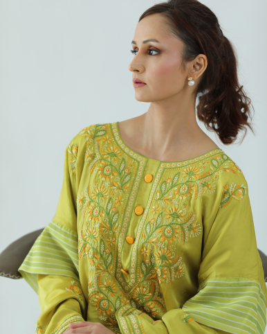 Noor Kaftan: Satin-Silk Chikankari Kaftan