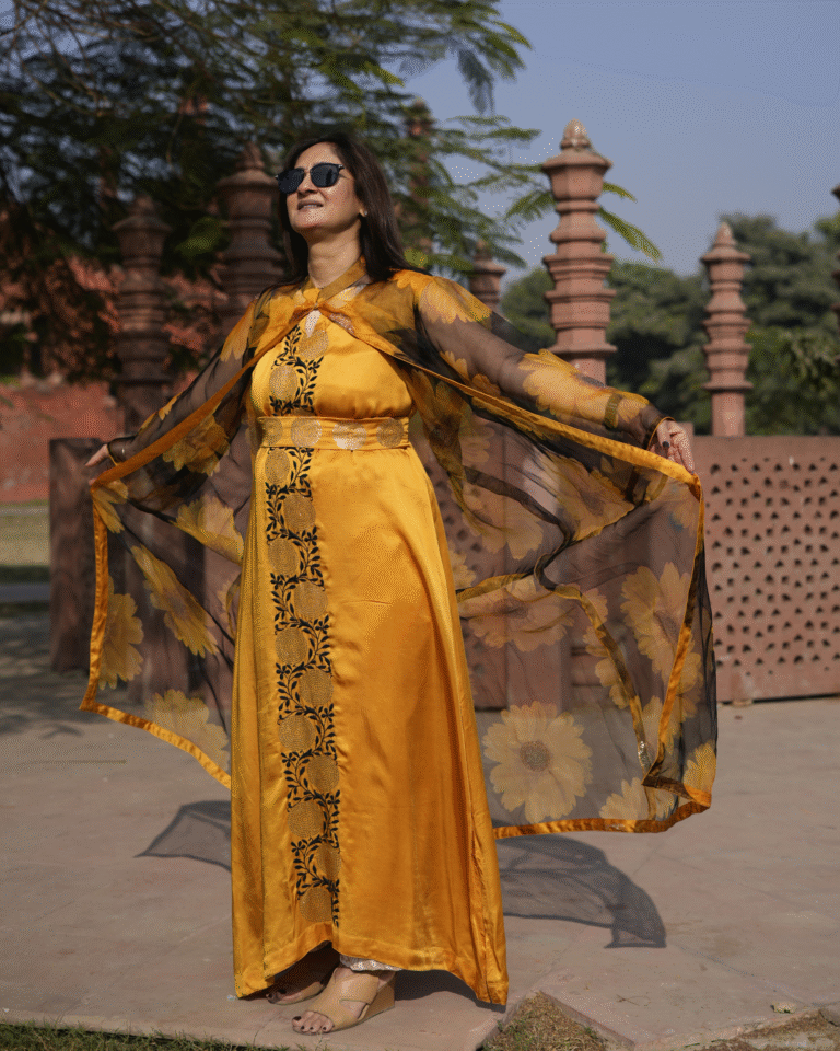 Husn-e-Aftab: Silk-Organza Two-Piece Evening Gown (Mukaish)