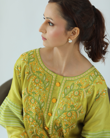 Noor Kaftan: Satin-Silk Chikankari Kaftan