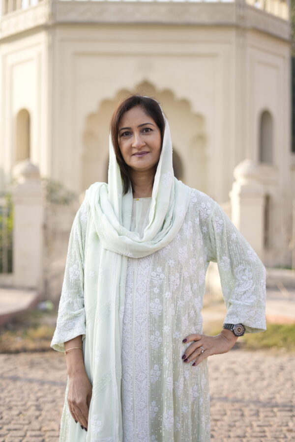 Noor-e-Hina Jalabiya