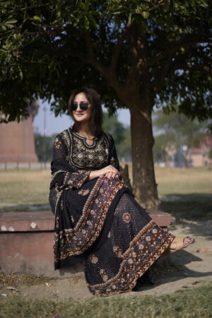 Black Anarkali