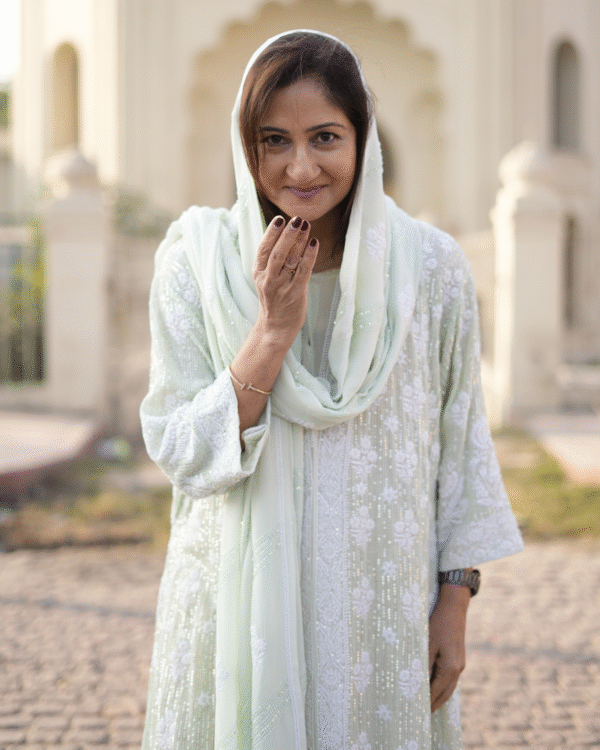 4 Noor - e - Henna Gown